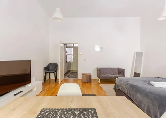 Διαμέρισμα Stylish Modern Entire